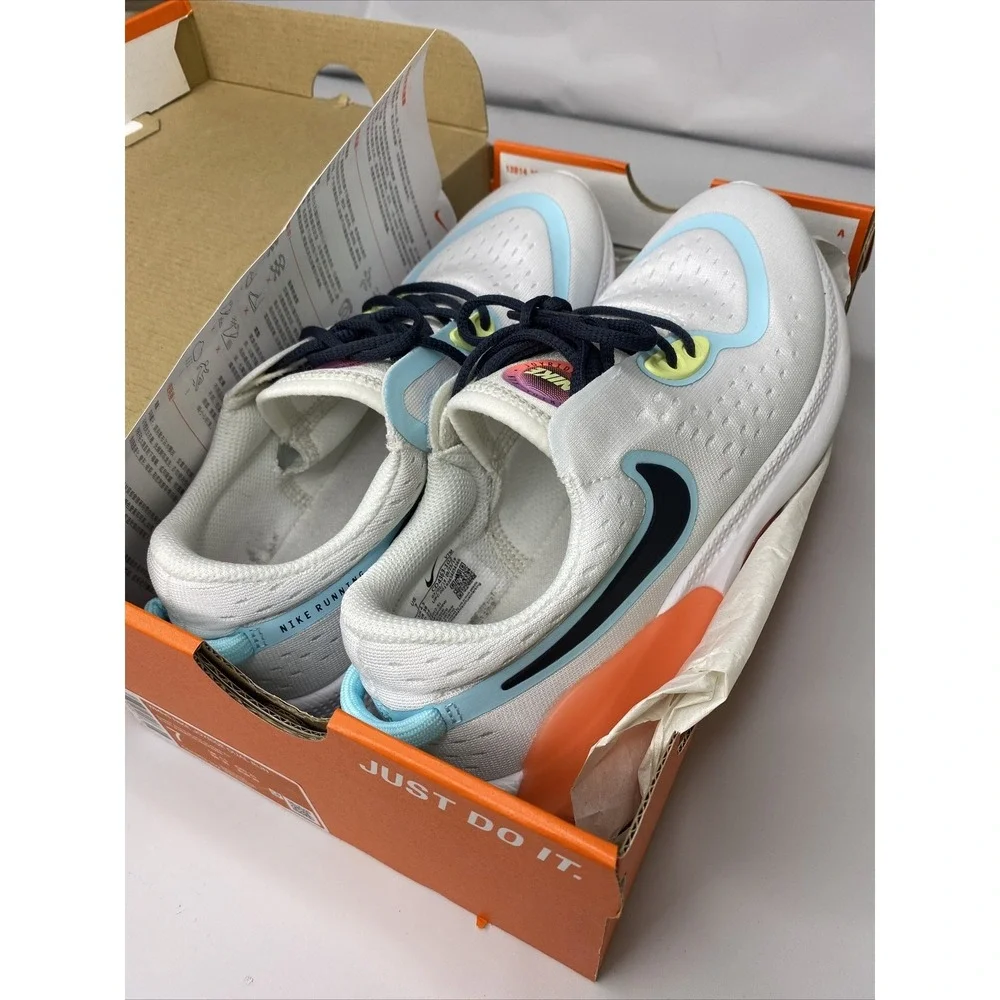 Nike Joyride Dual Run Women Sz 7 Running Shoes CD4363-102 Summit White/Sapphire